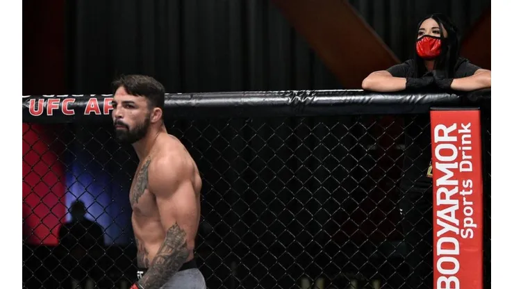 Latory González fue la única esquina de Mike Perry en el UFC Vegas 4