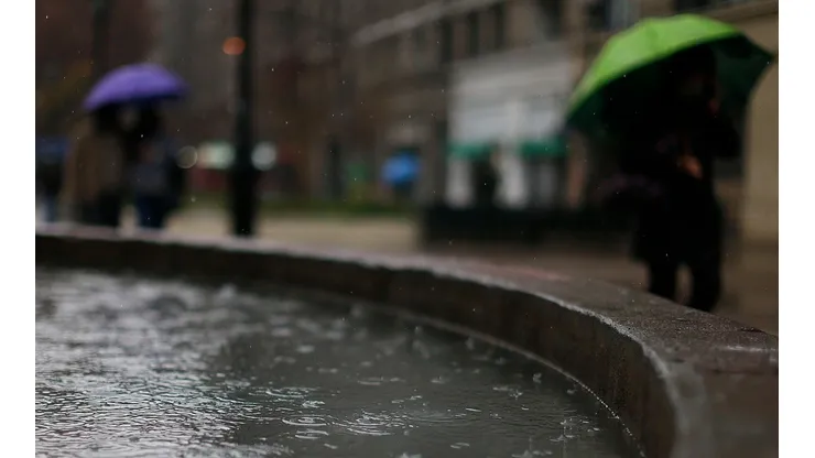 Las lluvias estarán presentes este lunes en la capital.