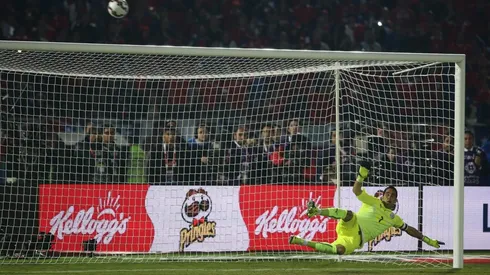 Penal de Higuaín a las nubes