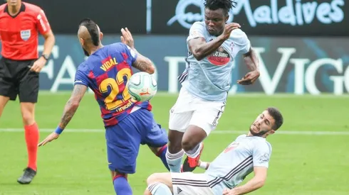 Arturo Vidal jugó todo el partido con Barcelona ante Celta de Vigo