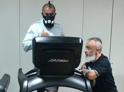 Jaime Vera revela los lujos del gimnasio de Arturo Vidal