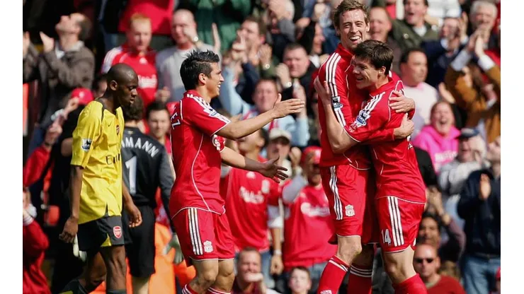 Mark González celebrando un gol con la camiseta de Liverpool