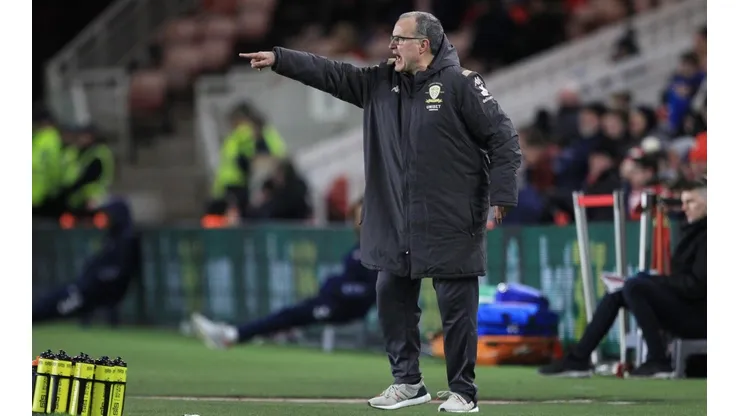 Marcelo Bielsa enojado con los cinco cambios