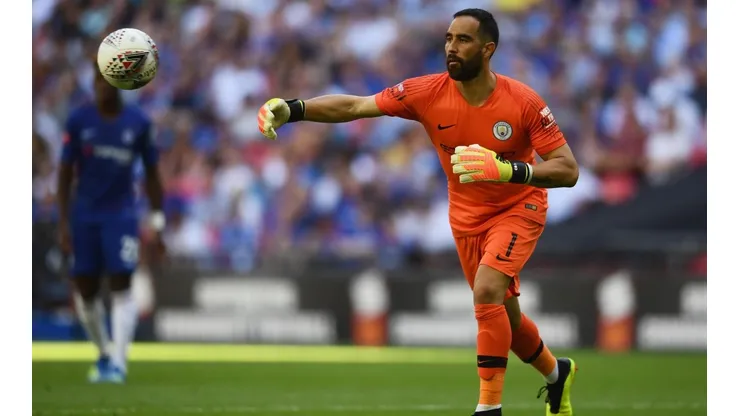 Claudio Bravo en la mira de Besiktas