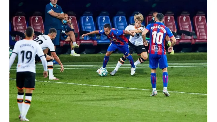 Fabián Orellana fue titular en triunfo del Eibar ante el Valencia