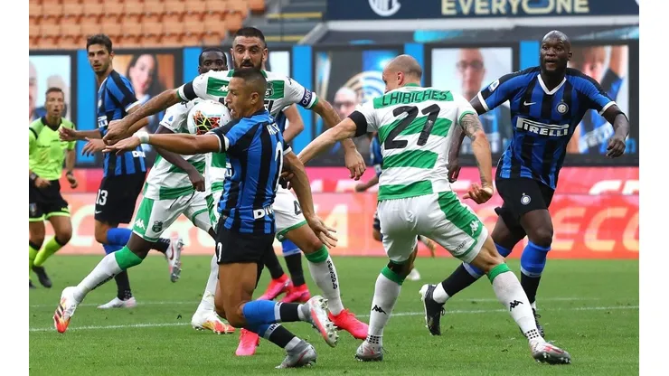 Alexis Sánchez jugó un buen partido en Inter de Milán