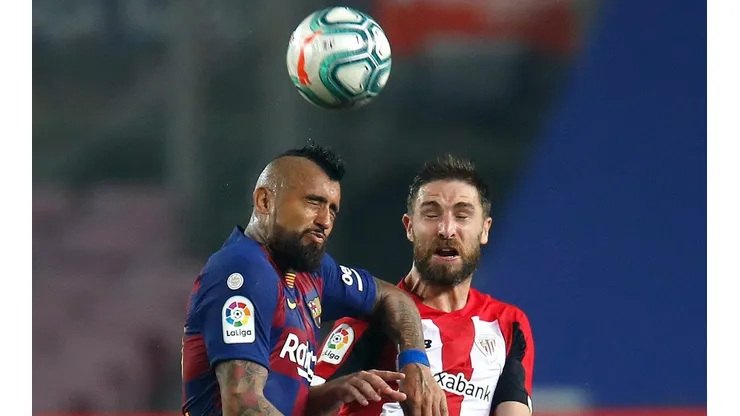 Arturo Vidal ante el Athletic de Bilbao
