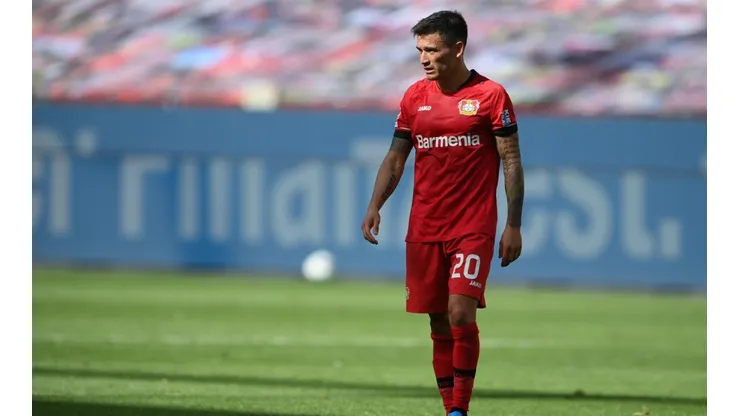 Charles Aránguiz figura indiscutible del Bayer Leverkusen