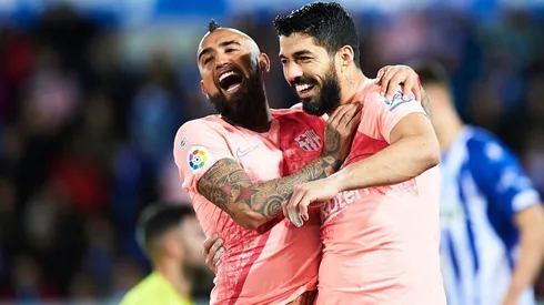 Vidal y Suárez son compañeros en el Barça