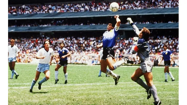 Diego Maradona y la mano de Dios.