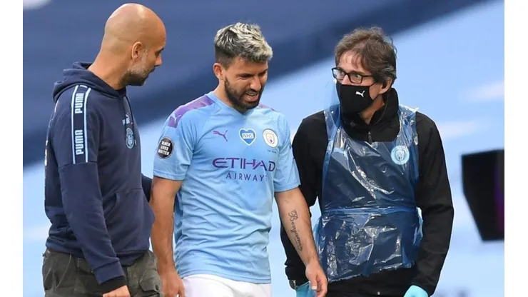Sergio Agüero salió lesionado en Manchester City