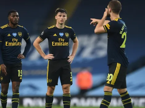 Tres futbolistas de Arsenal dan positivo a covid-19