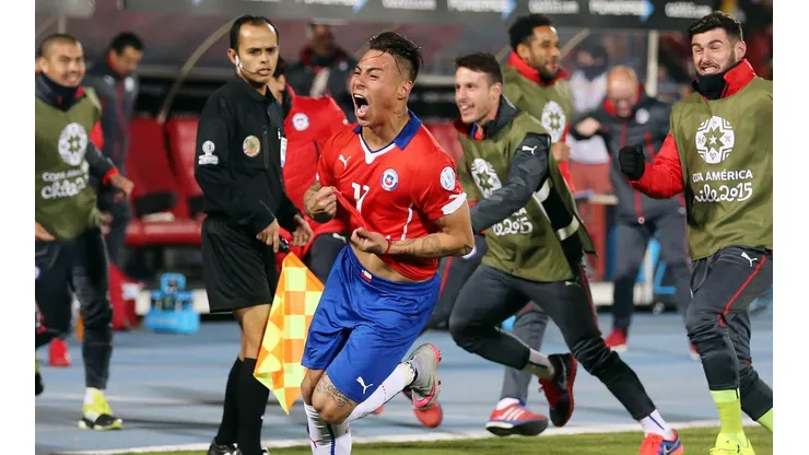 Eduardo Vargas fue uno de los protagonistas de esa noche en el Estadio Nacional ante Perú.