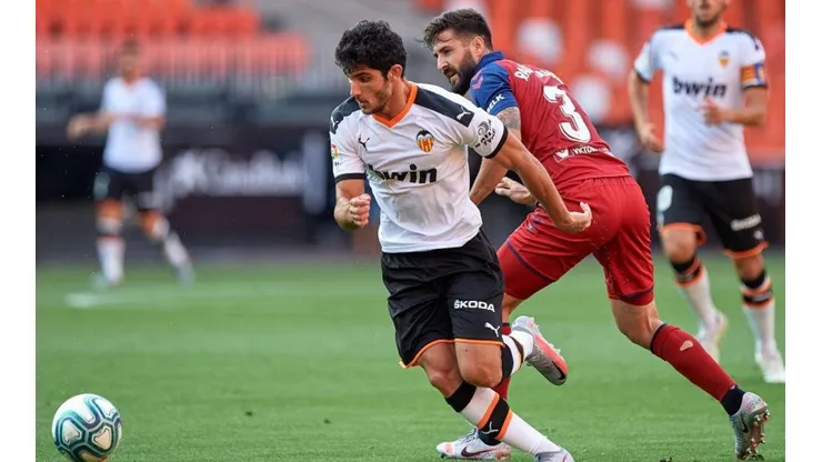 Gonçalo Guedes marcó un tanto de manual para Valencia