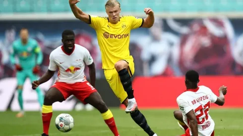 Haaland anota doblete y le da la victoria al Borussia Dortmund