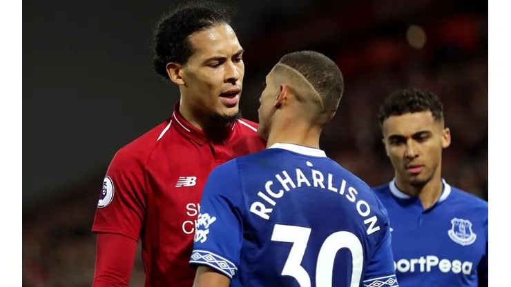 Richarlison vs Van Dijk