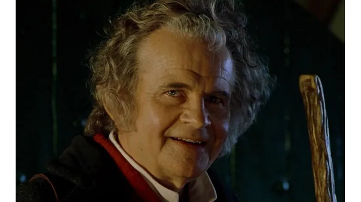 Ian Holm en uno de sus papeles más recientes: "Bilbo Baggins", de "El Señor de los Anillos".