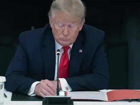 Trump se declara "un adelantado" vía Twitter por querer construir un muro en la frontera con México