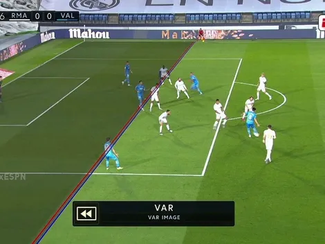 Otra del VAR: polémica por gol anulado al Valencia ante el Real Madrid