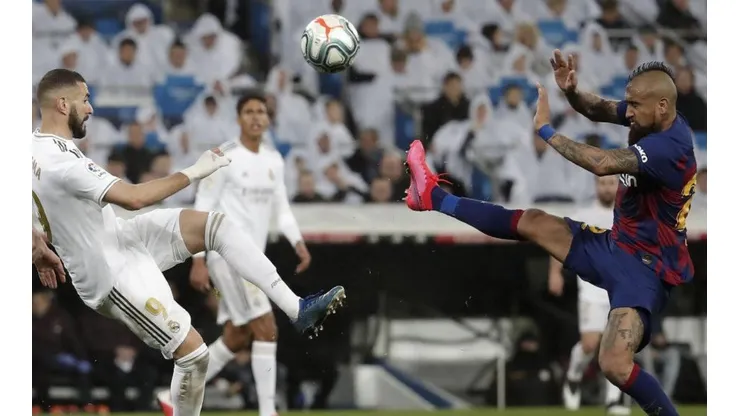 Arturo Vidal reaccionó con ironía a gol anulado y que salva al Real Madrid ante Valencia