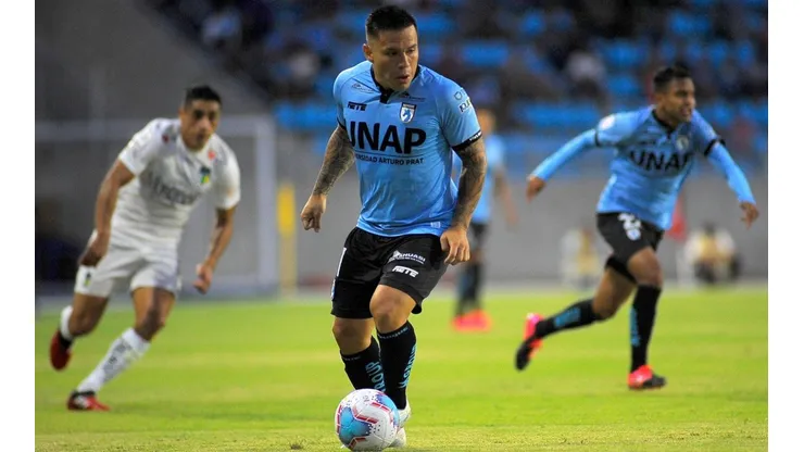 El delantero Ramos sufrió el fallecimiento de su padre por covid-19.