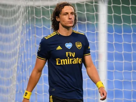 Diego Latorre se pasa de rosca y se burla sin piedad de David Luiz