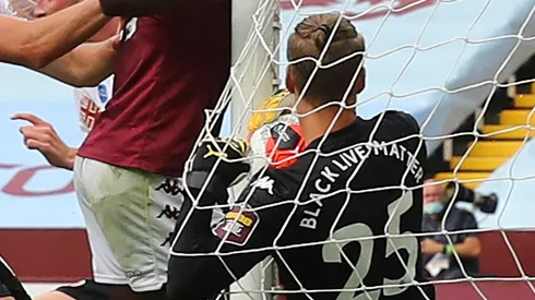 Un problema de oclusión impidió que el Ojo de Halcón validara este legítimo gol, en el polémico regreso de la Premier League