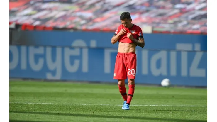 Charles Aránguiz es titular en Bayer Leverkusen