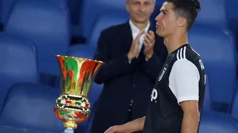 CR7 y el plantel de Juventus no se ponen las medallas de subcampeón de la Copa Italia.