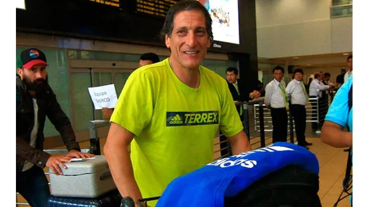 Mario Salas se va este jueves a Perú.