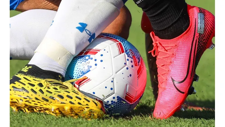 Los seis equipos de Santiago en Primera División se mantienen sin entrenamientos presenciales por la cuarentena en la Región Metropolitana