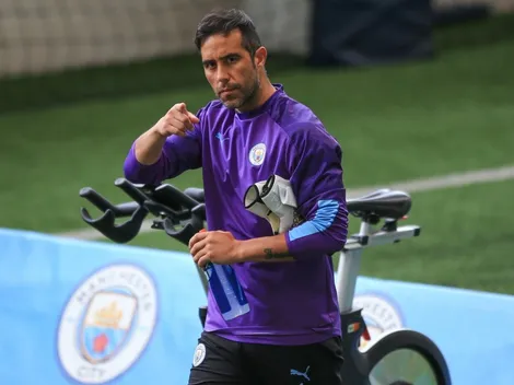 Claudio Bravo irrumpe con todo en el lío por el fondo de retiro del Sifup