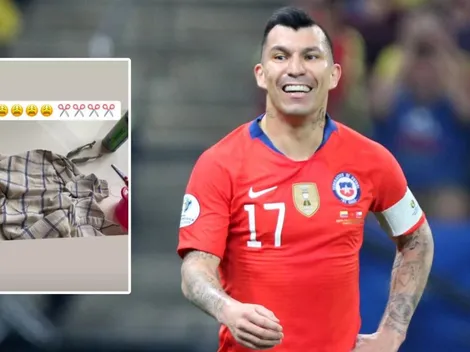 Medel juega a la peluquería con su hija y muestra el resultado