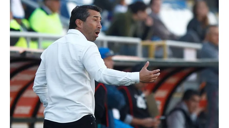 Hay polémica abierta del Sifup luego de que no se consideraran varias generaciones de ex jugadores en la entrega de un millonario bono