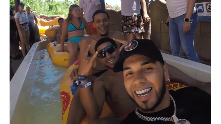 Anuel AA se ha alzado hasta los primeros puestos de los rankings gracias a su más reciente disco.
