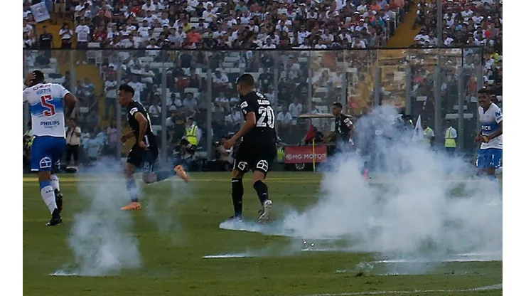A Colo Colo le rebajan la sanción por incidentes en el partido ante la UC
