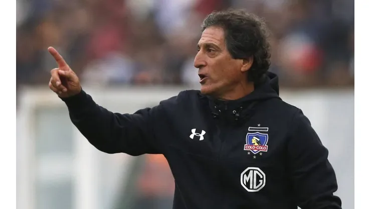 Mario Salas no puede viajar a Perú