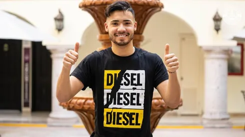 Nicolás Díaz arriba a Mazatlán