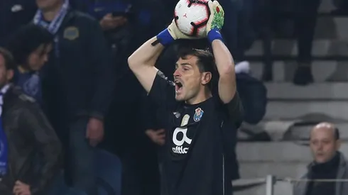 Casillas como arquero del Porto.