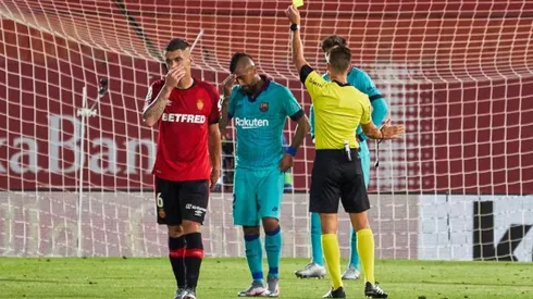 Arturo Vidal se ganó la amarilla en el final y fue sustituido en el entretiempo