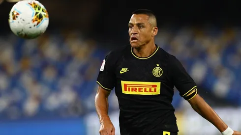 Alexis Sánchez ante el Nápoli