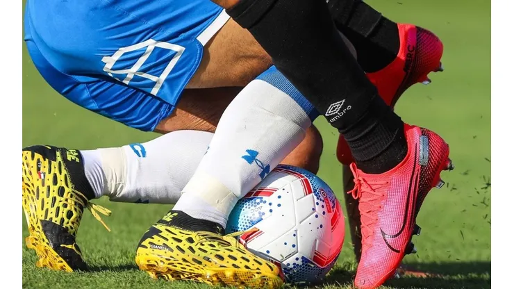 La pelota no se sabe cuándo volverá a rodar en Chile