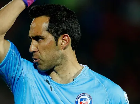 Claudio Bravo frena en seco a un chistoso en las redes sociales de RedGol