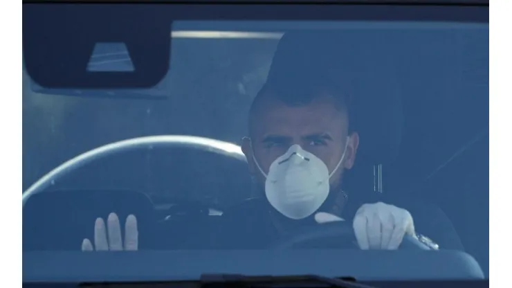 Arturo Vidal fue en ayuda de los más necesitados durante la pandemia