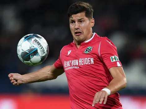 Policía alemana detiene a Miiko Albornoz por andar sin mascarilla