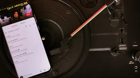 Huawei Music tiene una versión gratuita y otra pagada.