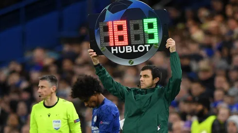 La regla de los cinco cambios ya se aplica en Europa y se impondrá en Chile si la ANFP así lo decide