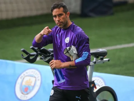 Ponen a Claudio Bravo como el mejor arquero de Sudamérica