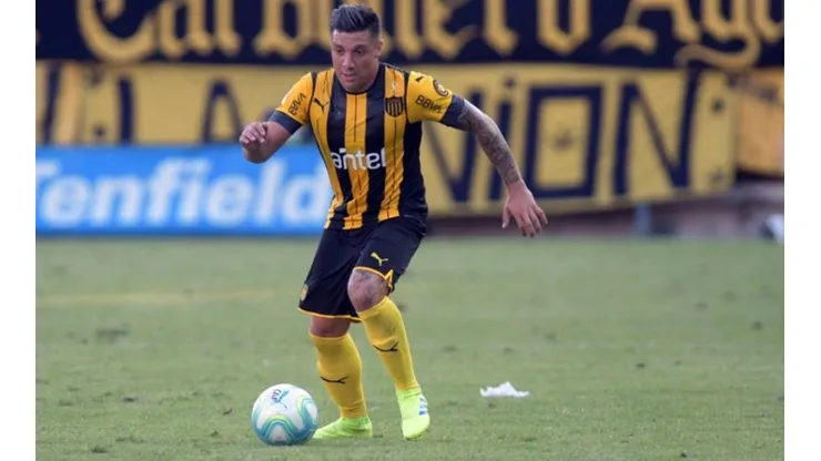 Christian Bravo solo podrá volver a los entrenamientos con Peñarol a fines de junio