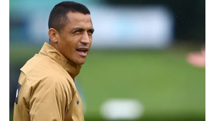 Alexis Sánchez irá a la banca ante Napoli